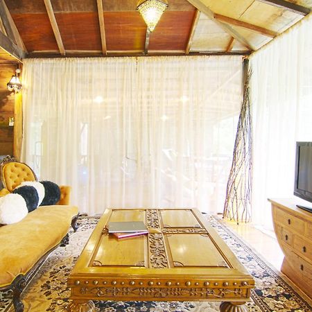 Fig Tree Hills Resort Bayan Lepas Room photo