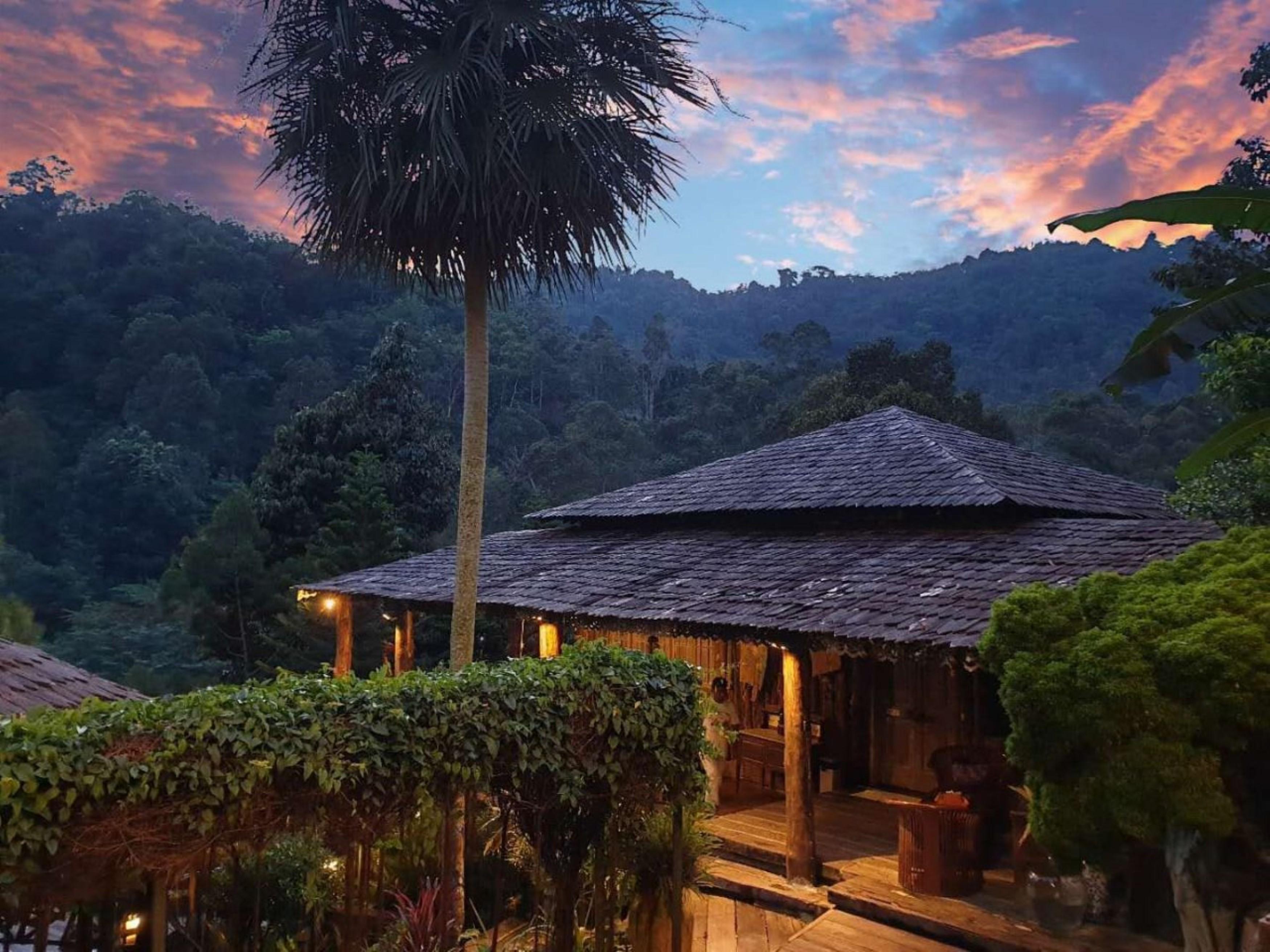 Fig Tree Hills Resort Bayan Lepas Exterior photo